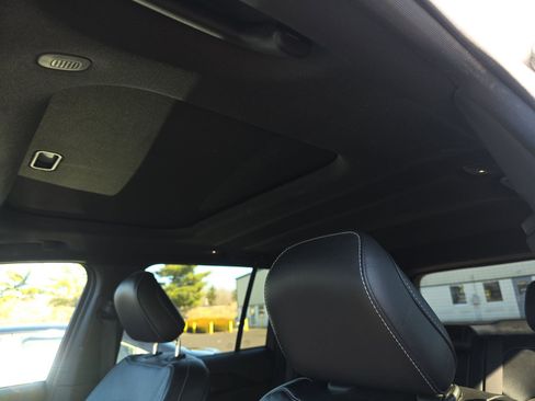 Used 2023 Jeep Grand Cherokee Altitude image 14