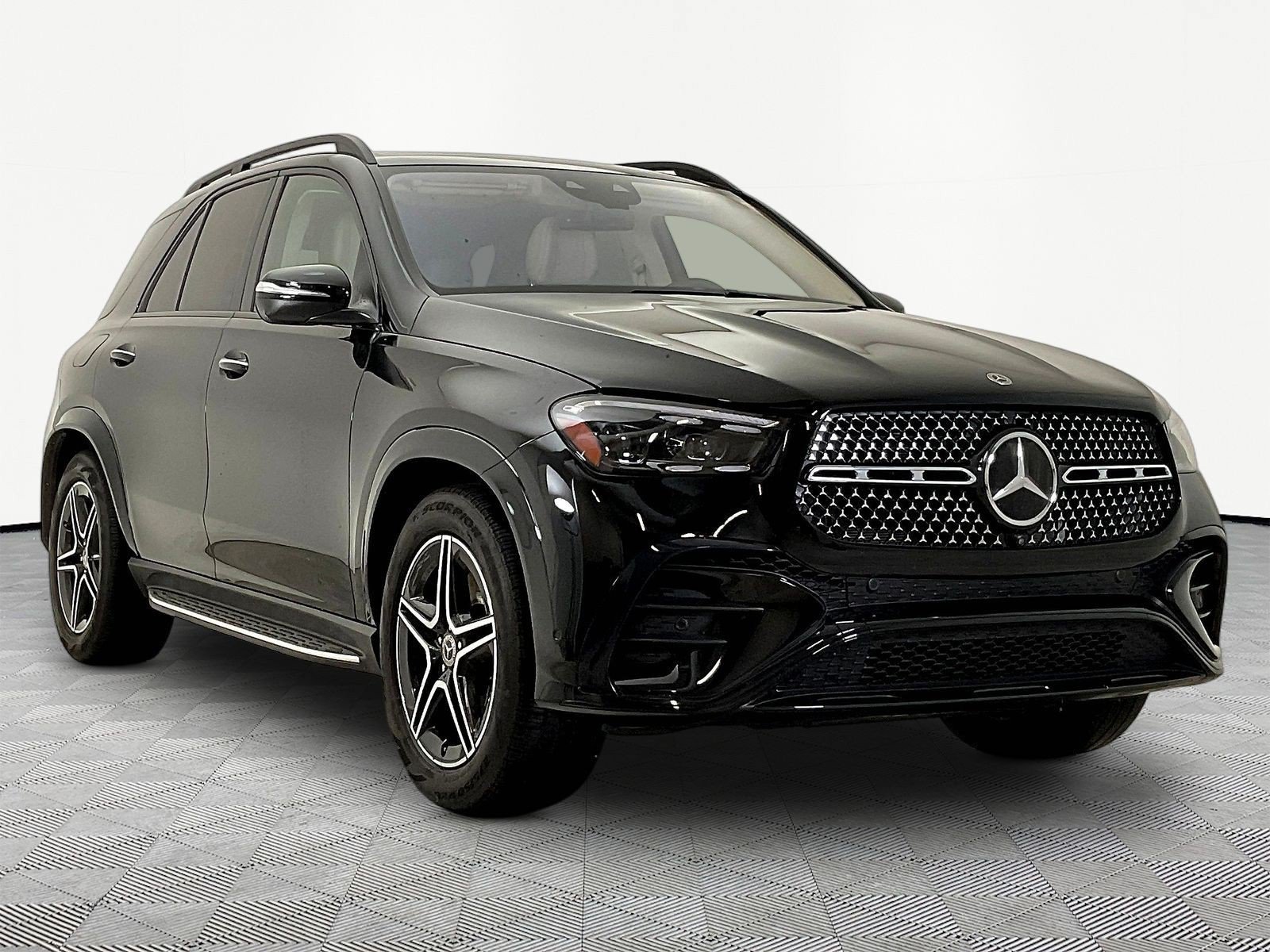 Certified 2024 Mercedes-Benz GLE 450 4MATIC image 3