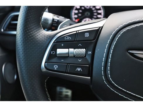 Used 2025 Genesis G70 3.3T Advanced w/ Sport Prestige Package image 17