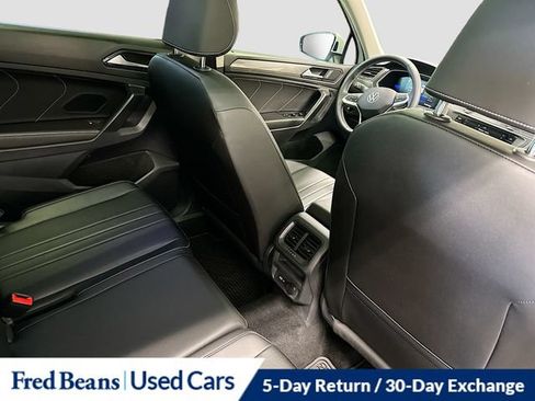 Used 2023 Volkswagen Tiguan SE FWD image 28