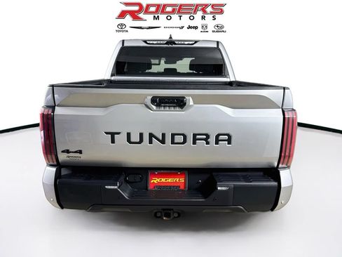 Used 2024 Toyota Tundra Limited AWD/4WD image 12