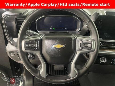 Used 2023 Chevrolet Silverado 1500 LT image 14