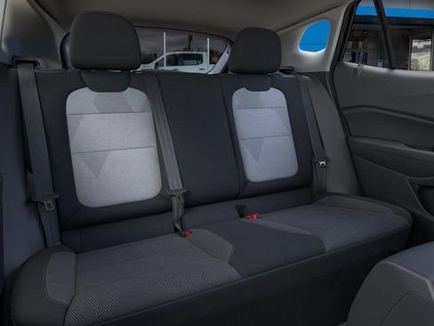 New 2026 Chevrolet Trax LS w/ LS Convenience Package FWD image 18