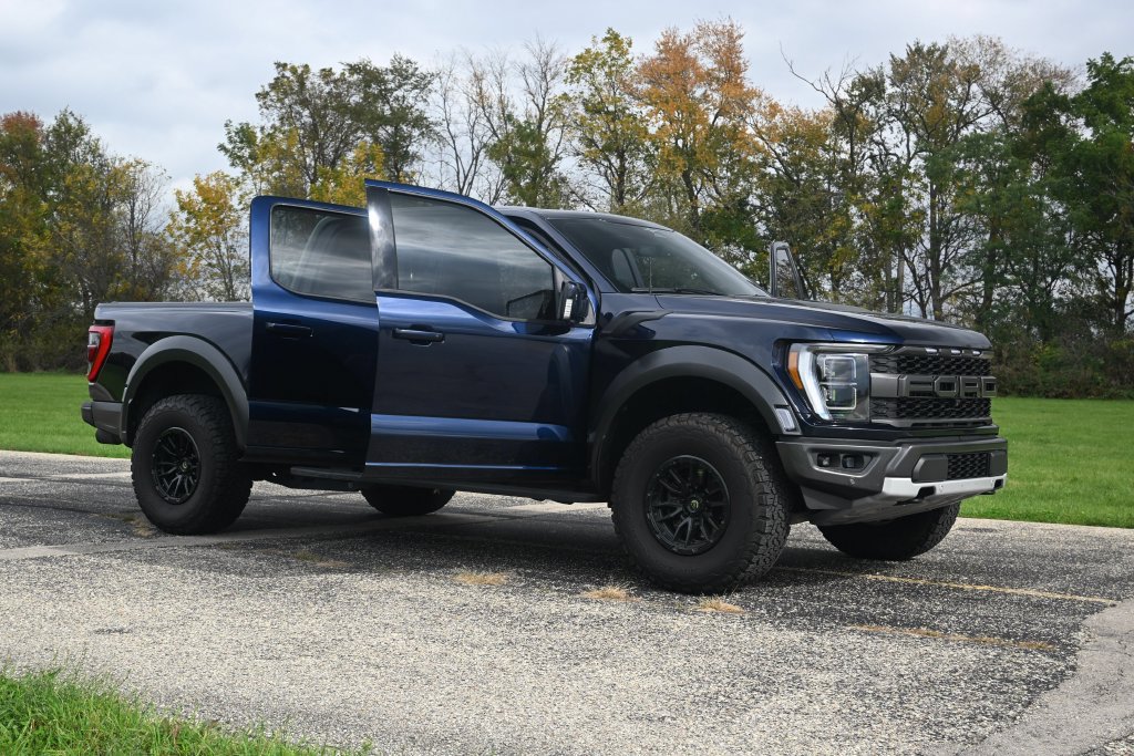 Used 2023 Ford F150 Raptor AWD/4WD image 11