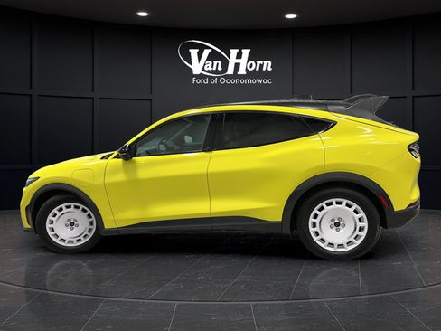 Used 2025 Ford Mustang Mach-E GT AWD/4WD image 4