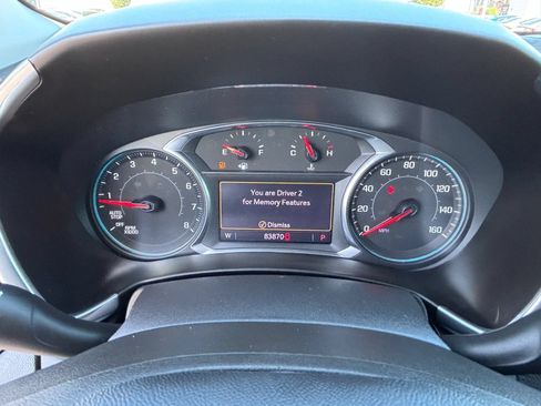 Used 2020 Chevrolet Equinox Premier FWD image 26