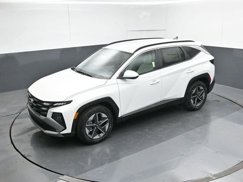 New 2026 Hyundai Tucson SEL image 18