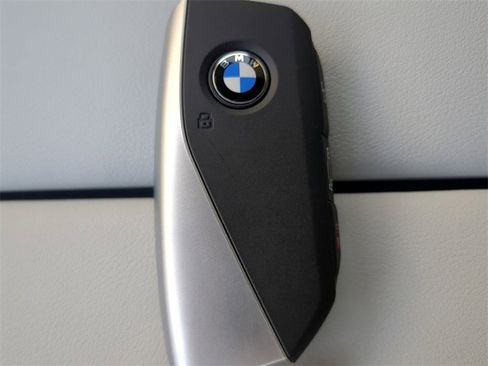 New 2026 BMW X5 xDrive40i w/ M Sport Package image 30