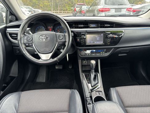 Used 2015 Toyota Corolla S Plus image 8