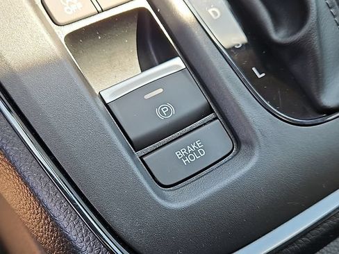 Used 2024 Honda CR-V EX image 25