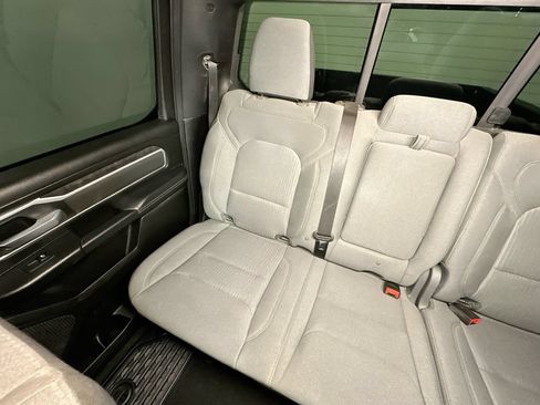 Used 2023 RAM 1500 Big Horn AWD/4WD image 12
