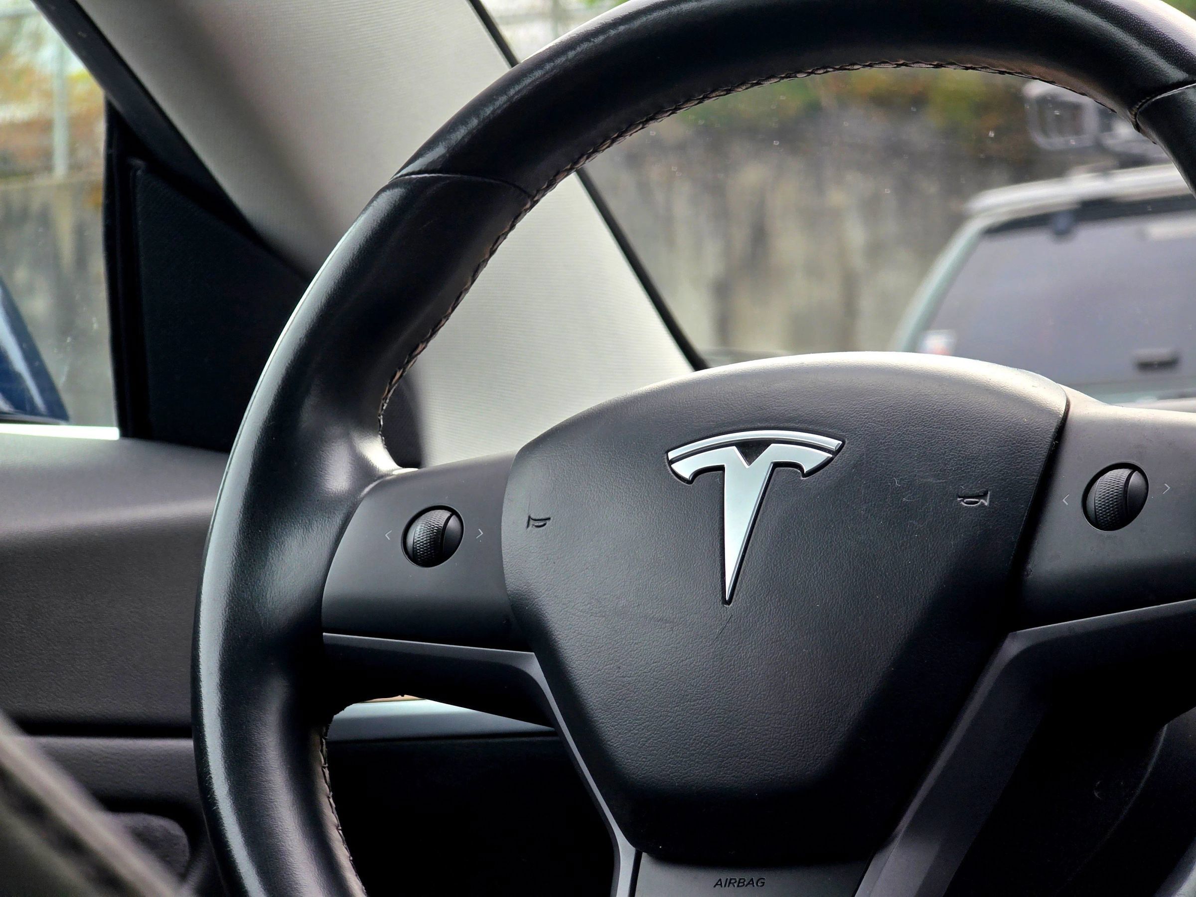 Used 2018 Tesla Model 3 Long Range RWD image 14