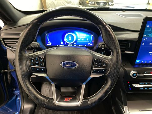 Used 2020 Ford Explorer ST w/ ST High-Performance Pack image 17