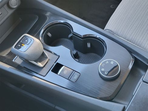 Used 2021 Nissan Rogue SV image 18