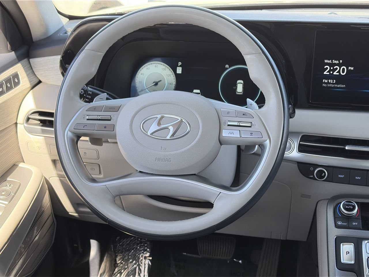 Certified 2024 Hyundai Palisade Calligraphy AWD/4WD image 13