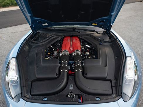 Used 2010 Ferrari California image 80