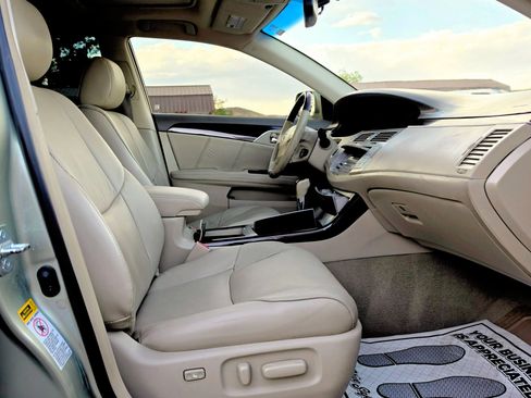 Used 2008 Toyota Avalon Limited FWD image 40