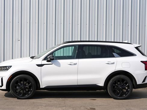 Used 2022 Kia Sorento SX image 48
