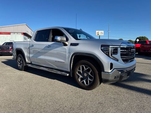 Used 2024 GMC Sierra 1500 SLT w/ SLT Premium Plus Package image 8
