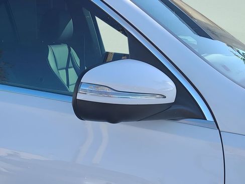 Used 2020 Mercedes-Benz GLE 350 4MATIC image 18