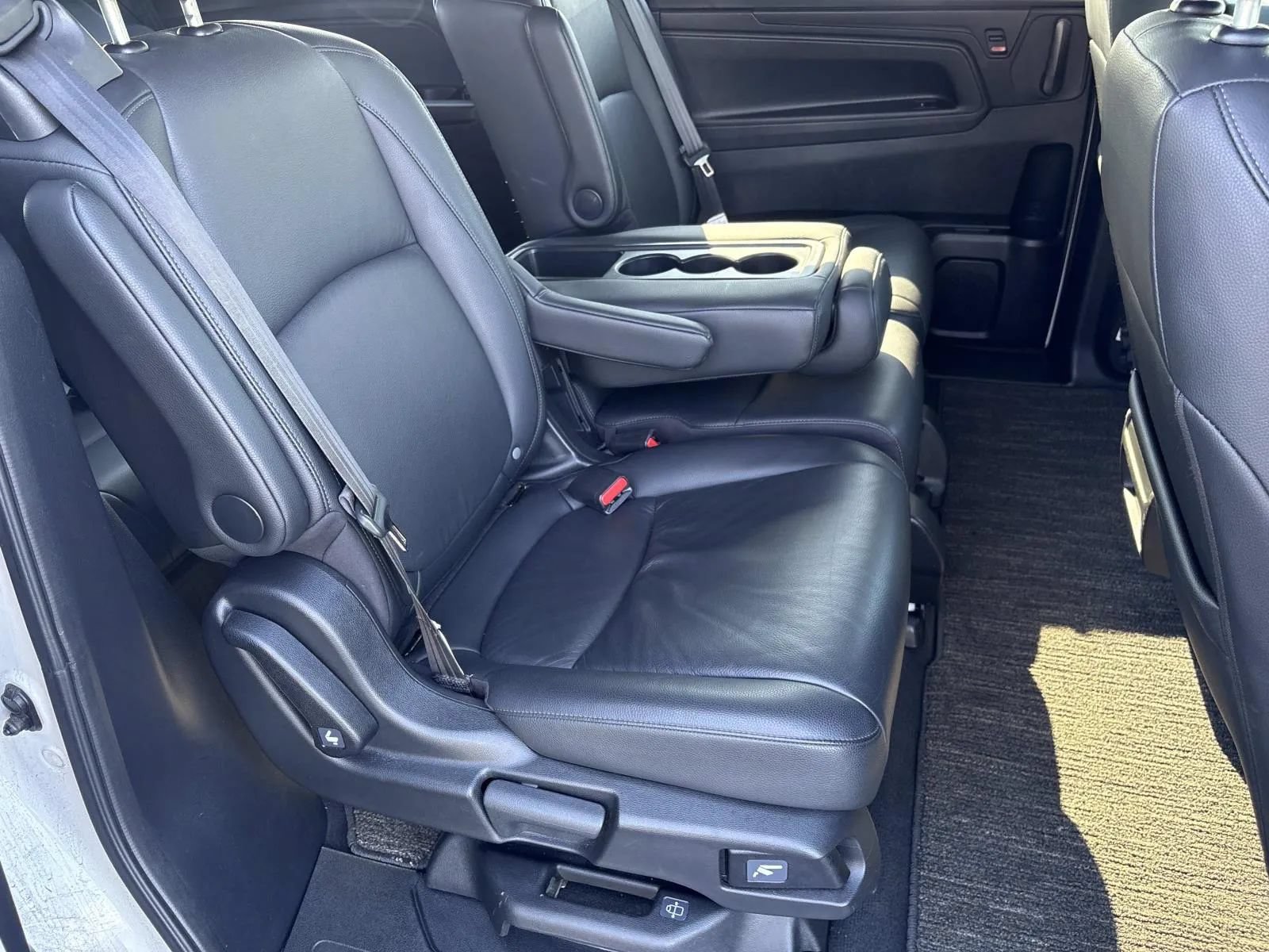 Used 2025 Honda Odyssey EX-L image 20