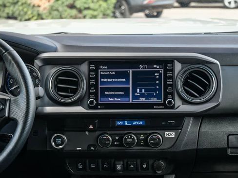 Used 2023 Toyota Tacoma TRD Off-Road w/ Technology Package RWD image 13