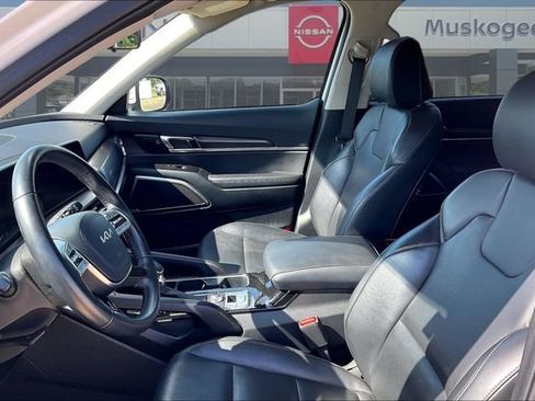 Used 2025 Kia Telluride S AWD/4WD image 19