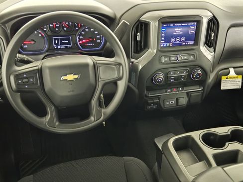 Used 2021 Chevrolet Silverado 2500 Custom w/ Custom Value Package AWD/4WD image 28