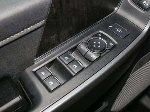 Used 2025 Ford F250 Lariat w/ Black Appearance Package AWD/4WD image 38