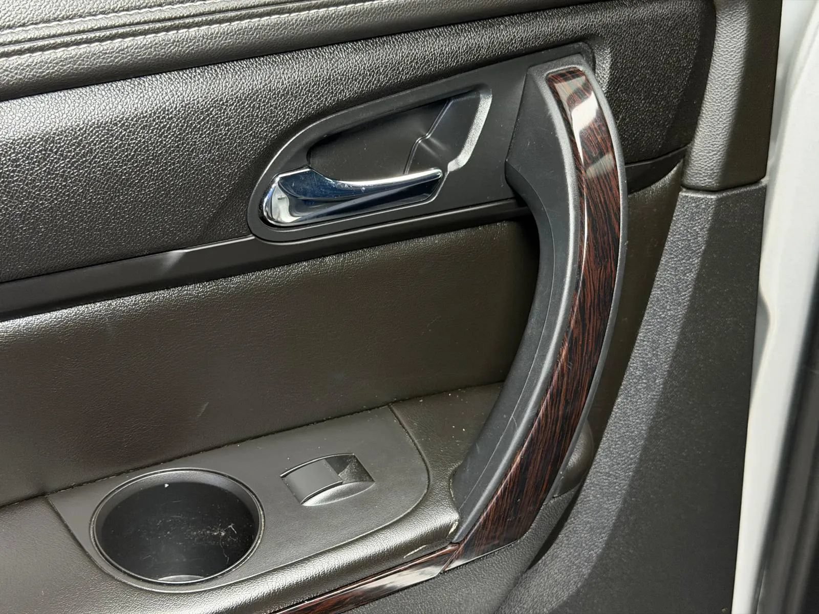 Used 2017 Chevrolet Traverse Premier FWD image 20