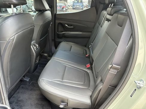 Used 2025 Hyundai Santa Cruz SEL FWD image 24