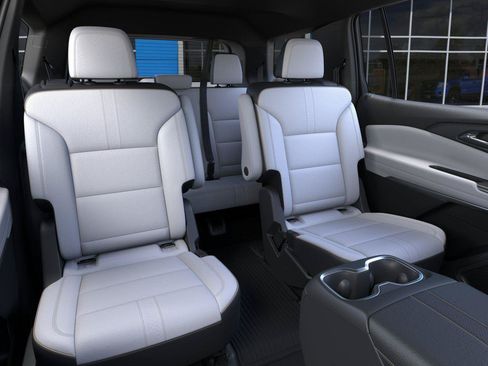 New 2026 Chevrolet Traverse High Country w/ LPO, Floor Liner Package FWD image 17