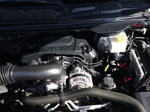 Used 2021 RAM 1500 Big Horn image 12