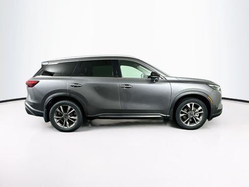 Used 2023 INFINITI QX60 Luxe w/ Cargo Package FWD image 10