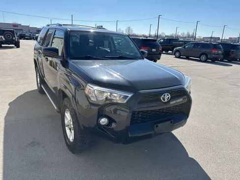 Used 2016 Toyota 4Runner SR5 image 25