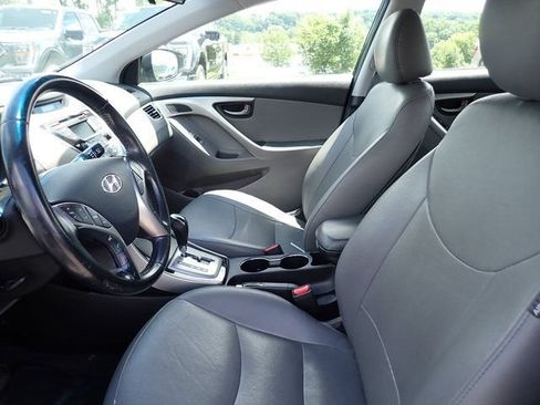 Used 2013 Hyundai Elantra Limited FWD image 11