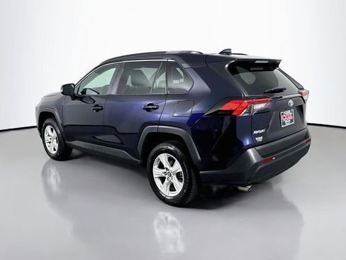Used 2020 Toyota RAV4 XLE FWD image 7