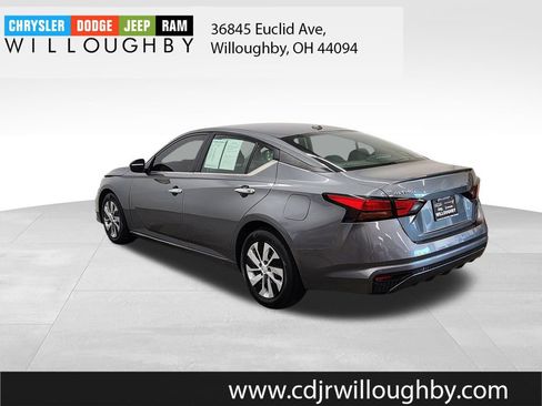 Used 2020 Nissan Altima 2.5 S FWD image 6
