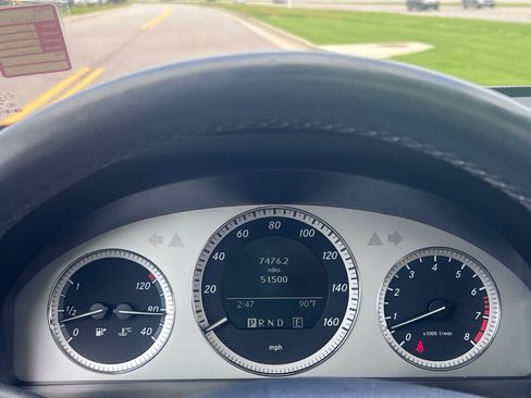 Used 2011 Mercedes-Benz GLK 350 2WD image 25
