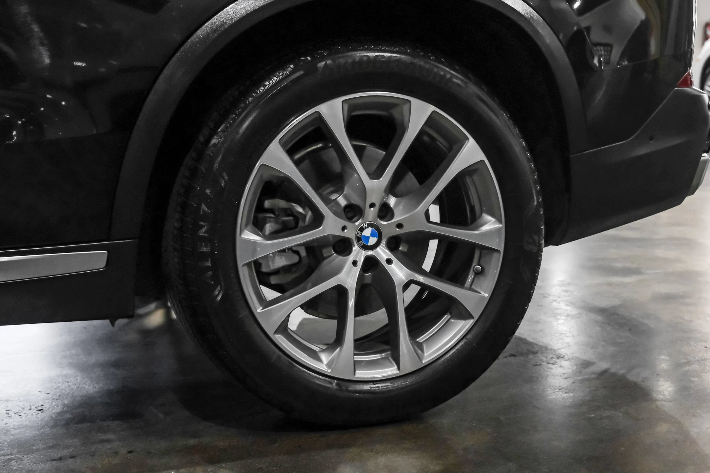 Used 2019 BMW X5 xDrive40i w/ Convenience Package AWD/4WD image 52