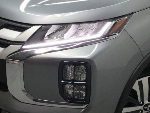 New 2026 Mitsubishi Outlander Sport ES image 2