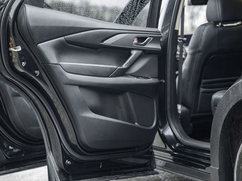 Used 2023 MAZDA CX-9 Touring Plus image 37