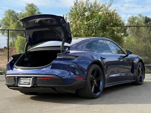 Certified 2021 Porsche Taycan Turbo S AWD/4WD image 36