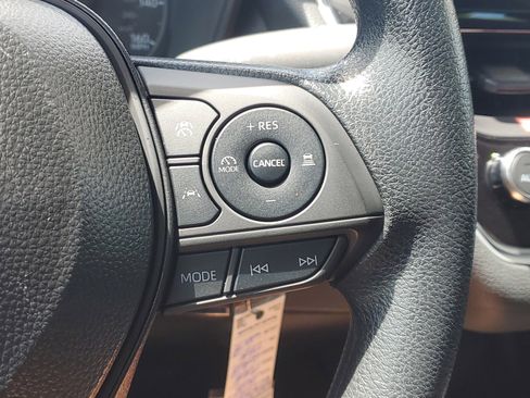 Certified 2025 Toyota Corolla LE FWD image 24