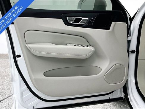 Certified 2023 Volvo XC60 B5 Plus w/ Climate Package AWD/4WD image 24