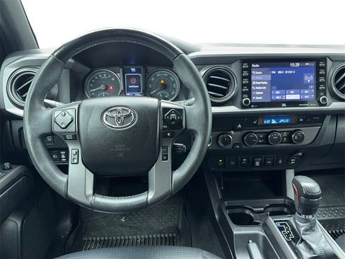 Used 2021 Toyota Tacoma TRD Sport image 18