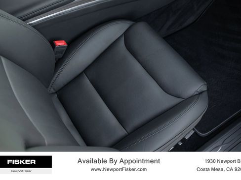 Used 2022 Tesla Model X image 36