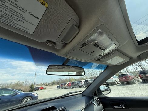 Used 2012 Toyota Camry XLE image 22