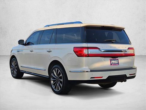 Used 2019 Lincoln Navigator Select RWD image 8