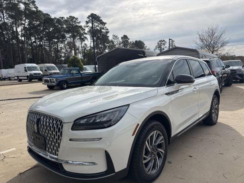 Used 2024 Lincoln Corsair FWD w/ Equipment Group 101A image 8